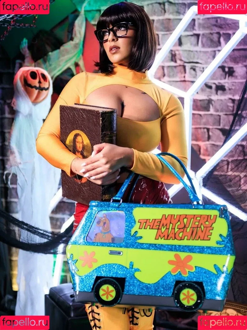 Mortalmikasa / reel Onlyfans Photo Gallery 