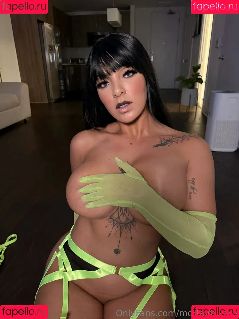 Mortalmikasa / reel Onlyfans Photo Gallery 