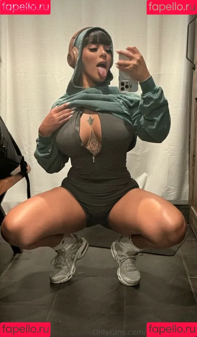 Mortalmikasa / reel Onlyfans Photo Gallery 