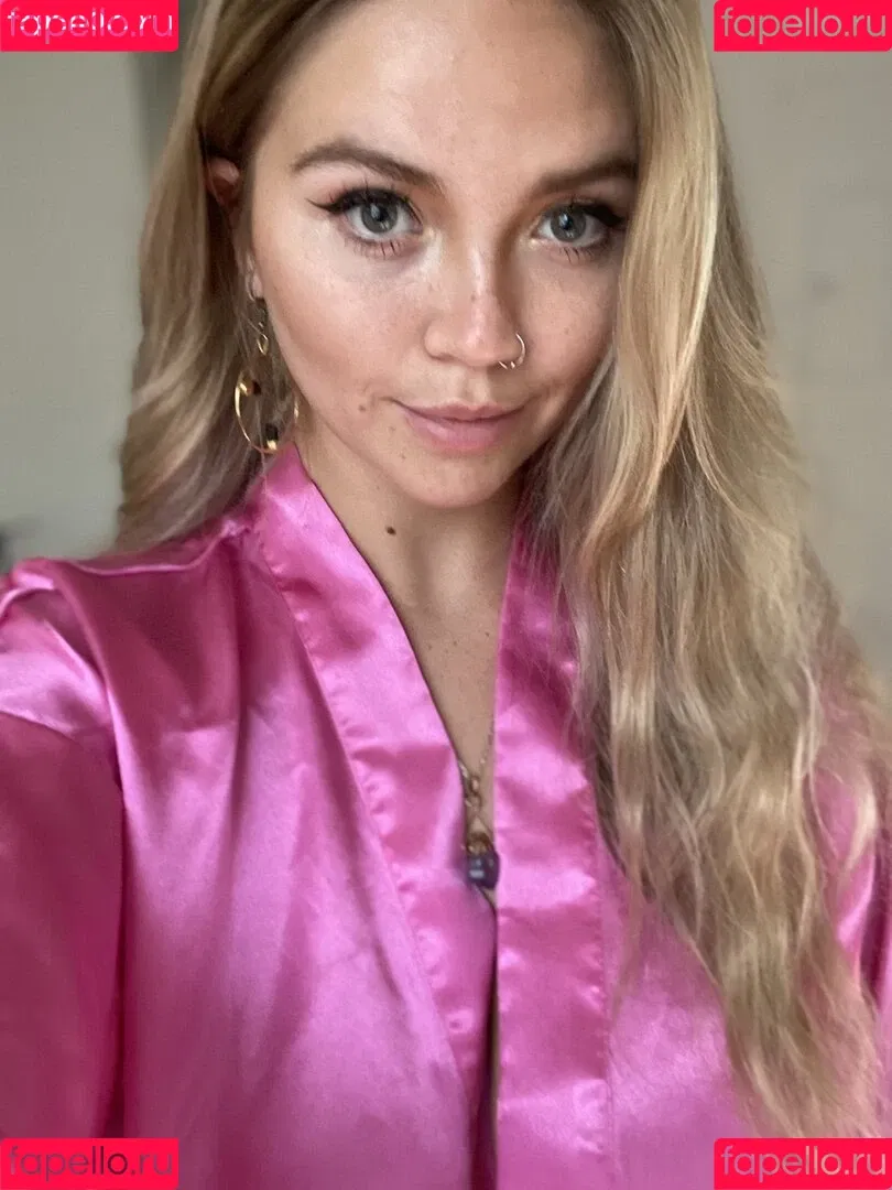 Angie Faith / Angiechatur / angie_faithh / angiefaith Onlyfans Photo Gallery 