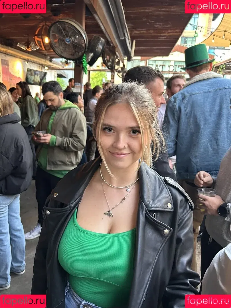 Angie Faith / Angiechatur / angie_faithh / angiefaith Onlyfans Photo Gallery 