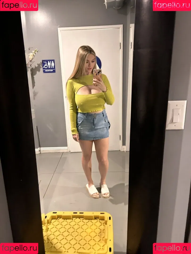 Angie Faith / Angiechatur / angie_faithh / angiefaith Onlyfans Photo Gallery 