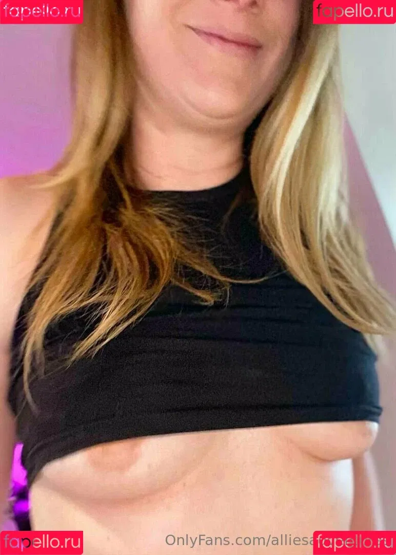 allies.adventures / alliesadventures Onlyfans Photo Gallery 