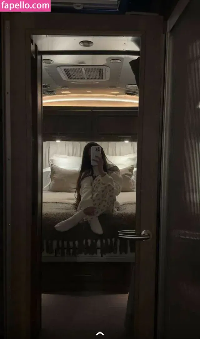 Caryn Marjorie Onlyfans Photo Gallery 