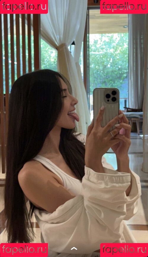 Caryn Marjorie Onlyfans Photo Gallery 