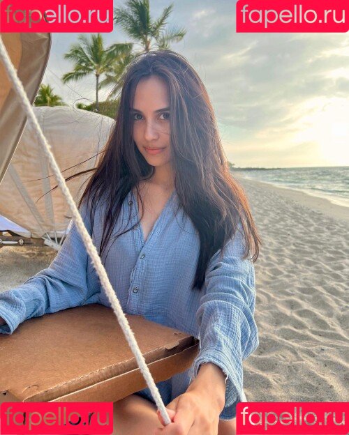 Caryn Marjorie Onlyfans Photo Gallery 