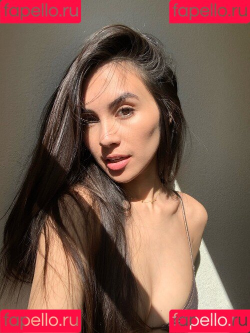 Caryn Marjorie Onlyfans Photo Gallery 