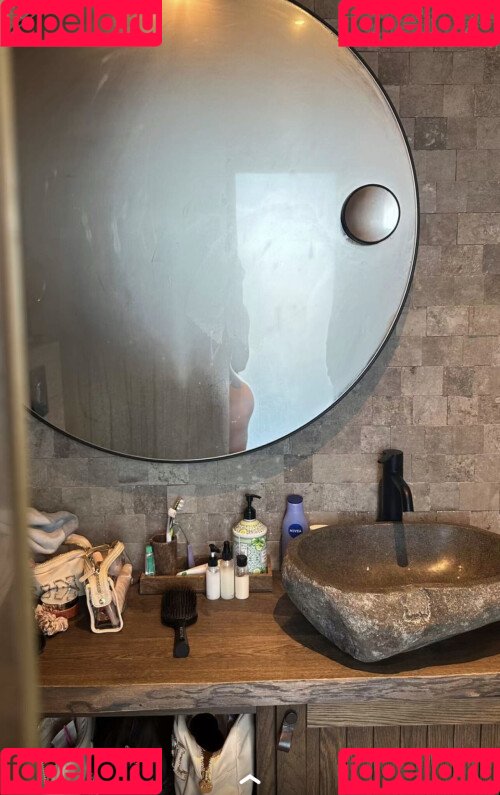 Caryn Marjorie Onlyfans Photo Gallery 