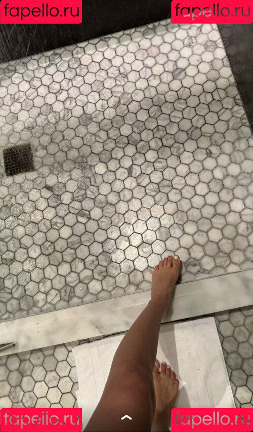 Caryn Marjorie Onlyfans Photo Gallery 