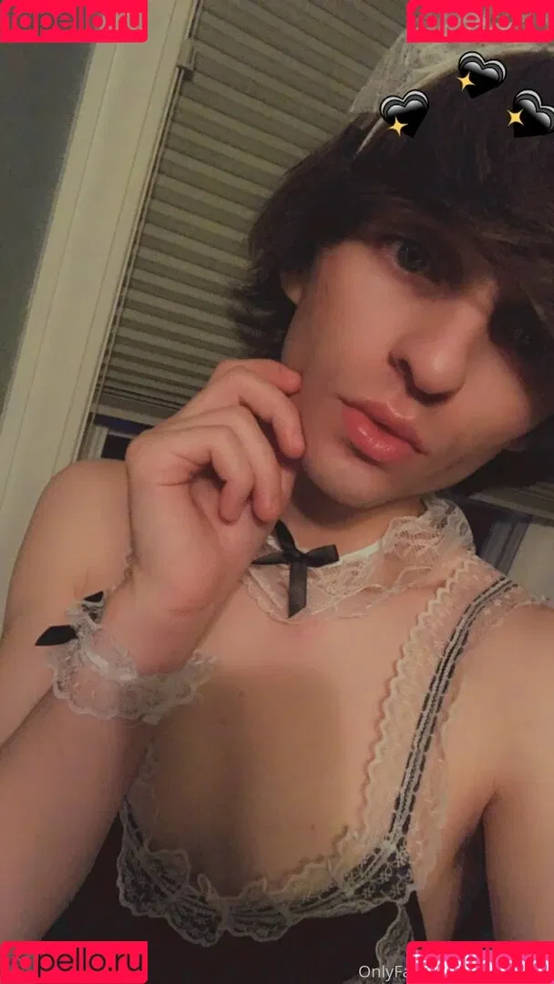 0abeba.x.oshseri0 / sm0ltwink Onlyfans Photo Gallery 