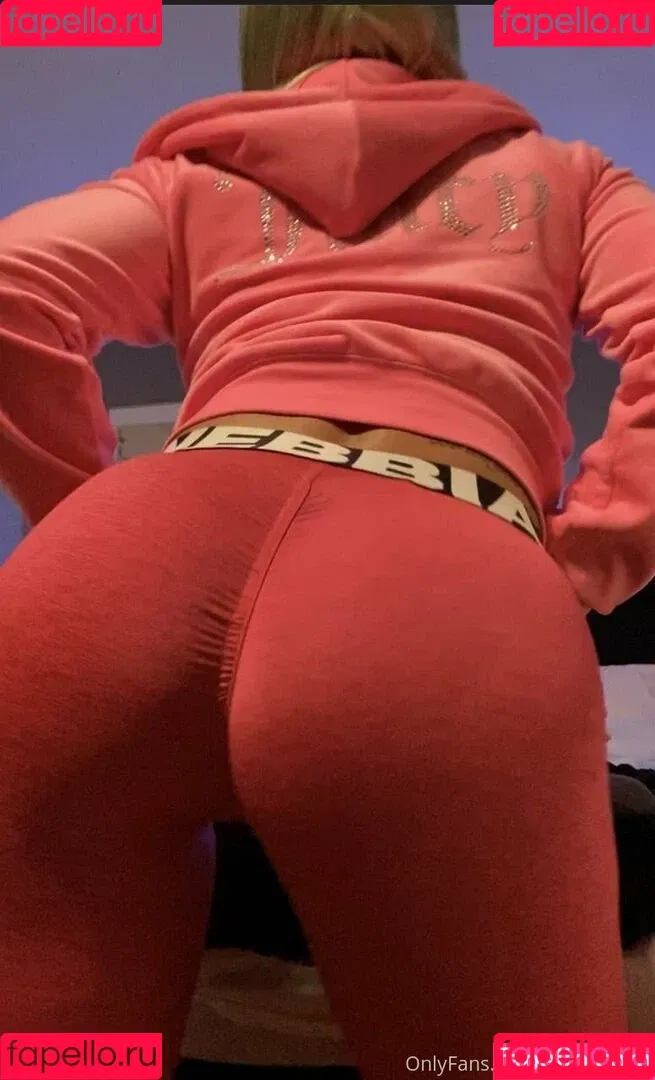 bossblondie / bossblondiee Onlyfans Photo Gallery 