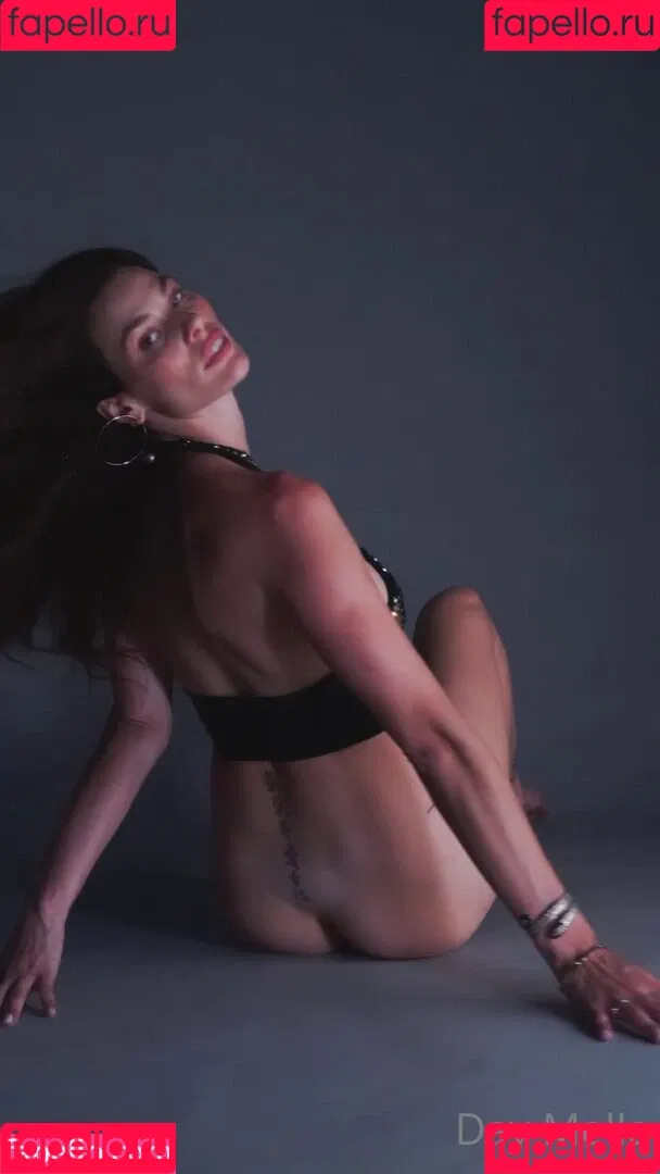 Dayane Mello / Fazenda / dayanemello / dayanemelloreal Onlyfans Photo Gallery 