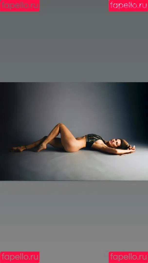 Dayane Mello / Fazenda / dayanemello / dayanemelloreal Onlyfans Photo Gallery 