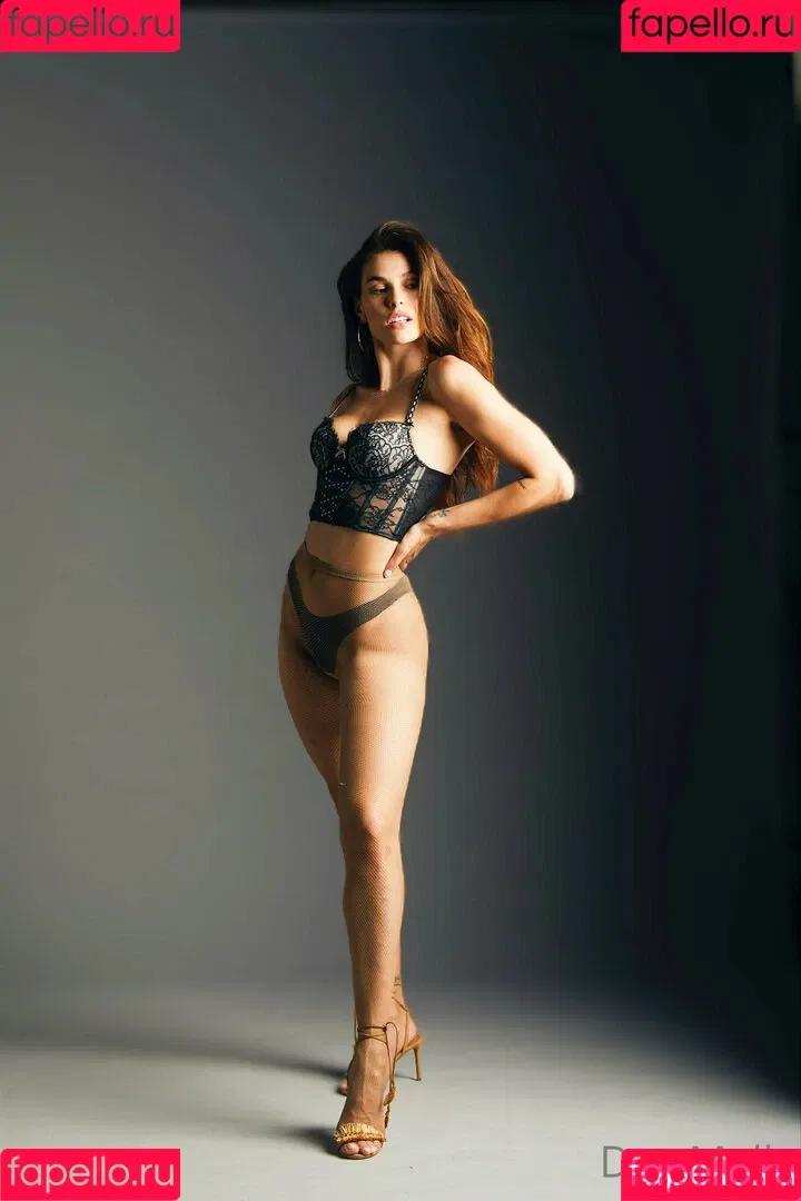 Dayane Mello / Fazenda / dayanemello / dayanemelloreal Onlyfans Photo Gallery 