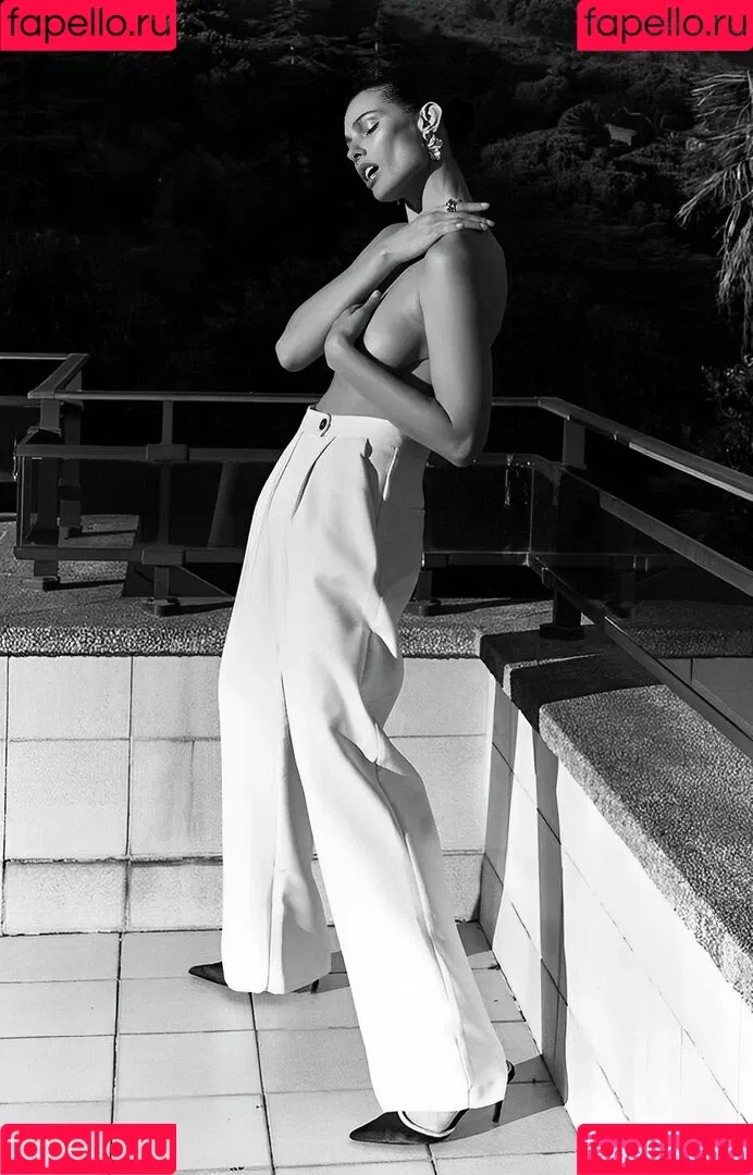 Dayane Mello / Fazenda / dayanemello / dayanemelloreal Onlyfans Photo Gallery 