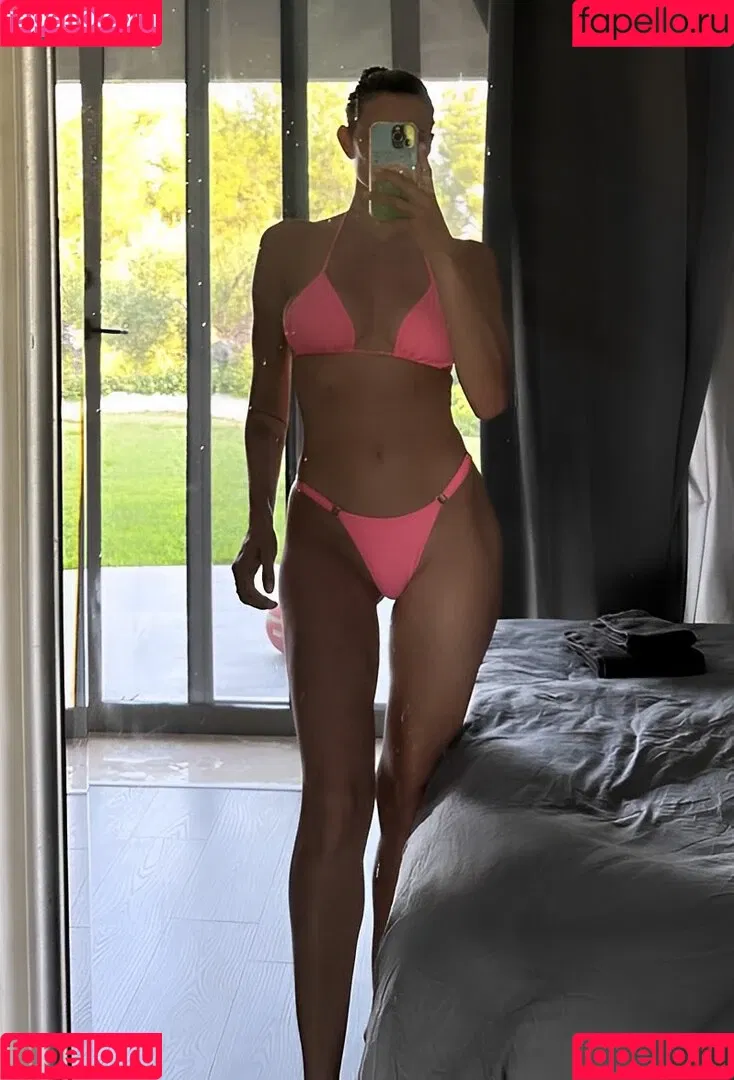 Dayane Mello / Fazenda / dayanemello / dayanemelloreal Onlyfans Photo Gallery 