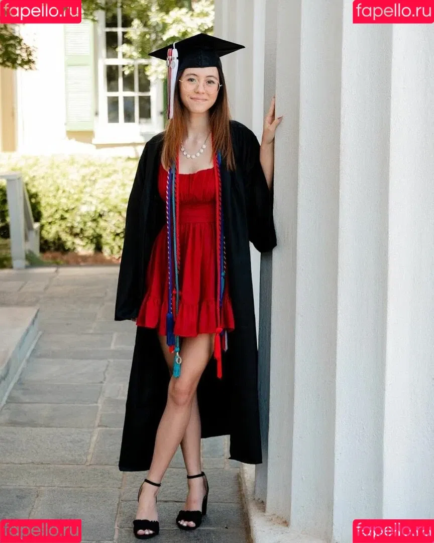 Tiptoe Tingles / tiptoetingles Onlyfans Photo Gallery 