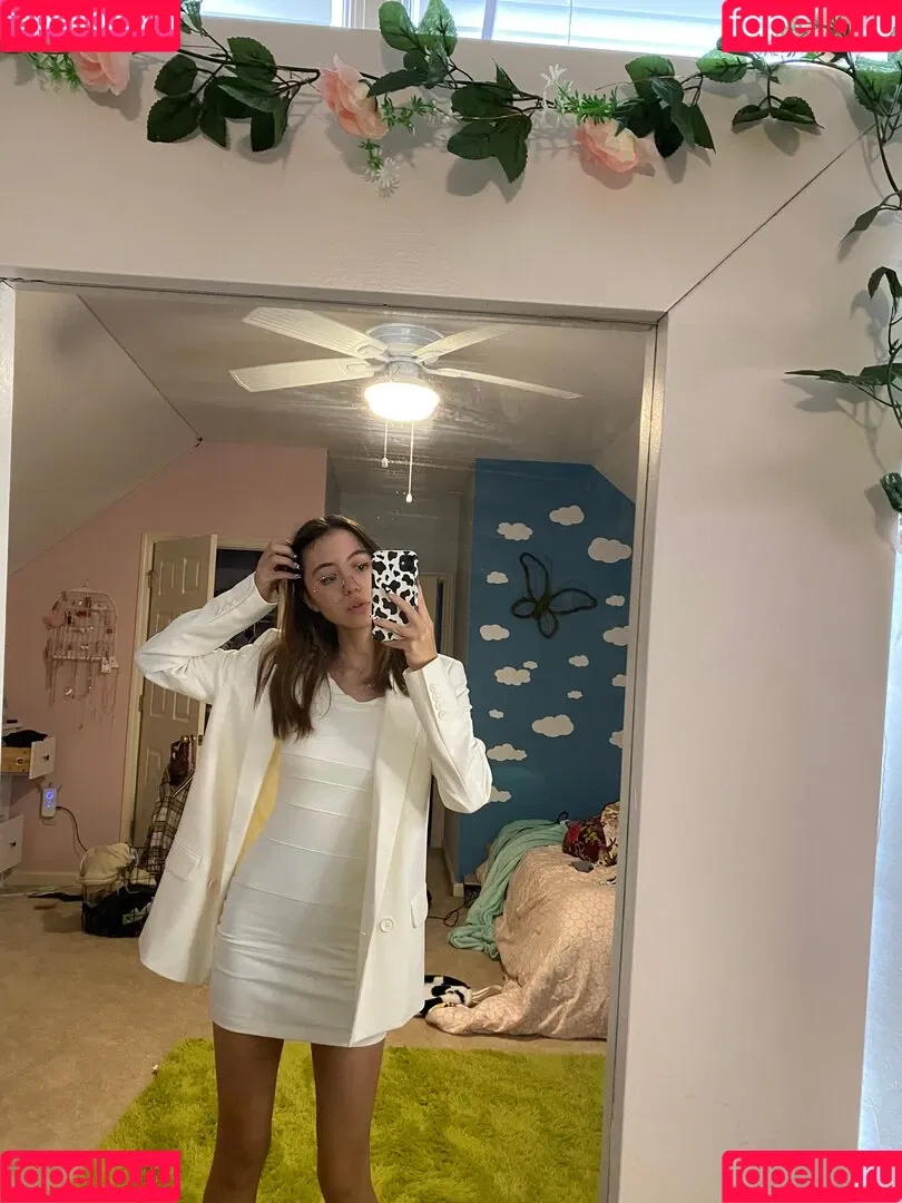 Tiptoe Tingles / tiptoetingles Onlyfans Photo Gallery 