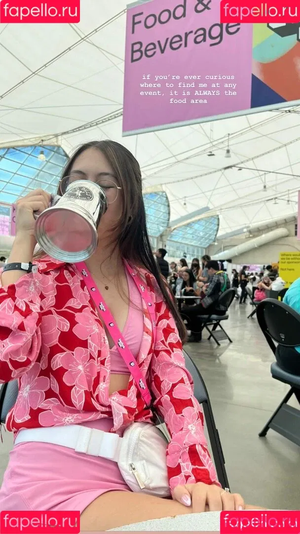 Tiptoe Tingles / tiptoetingles Onlyfans Photo Gallery 