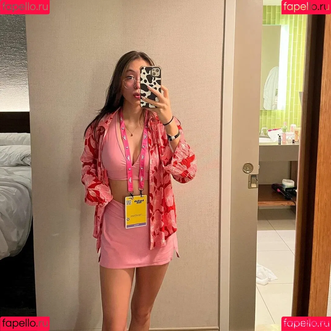 Tiptoe Tingles / tiptoetingles Onlyfans Photo Gallery 