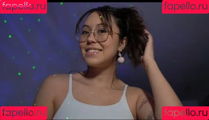 Tiptoe Tingles / tiptoetingles Onlyfans Photo Gallery 