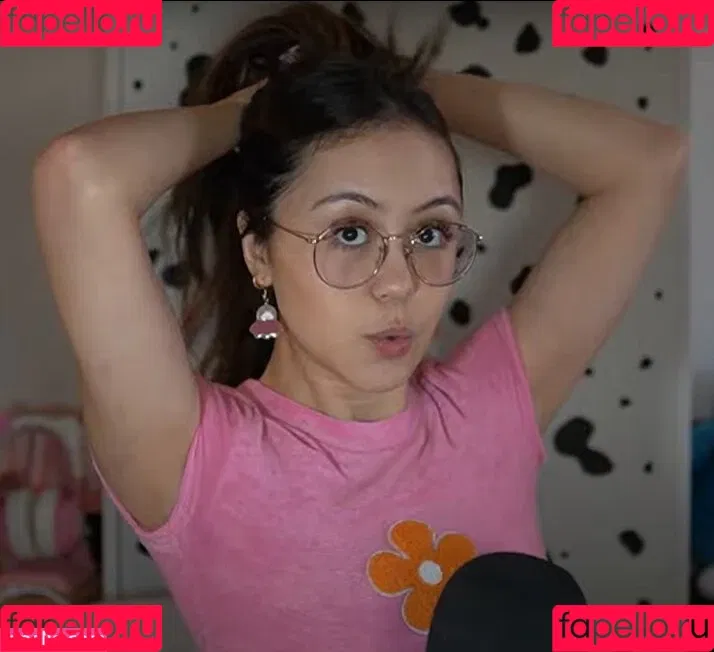 Tiptoe Tingles / tiptoetingles Onlyfans Photo Gallery 