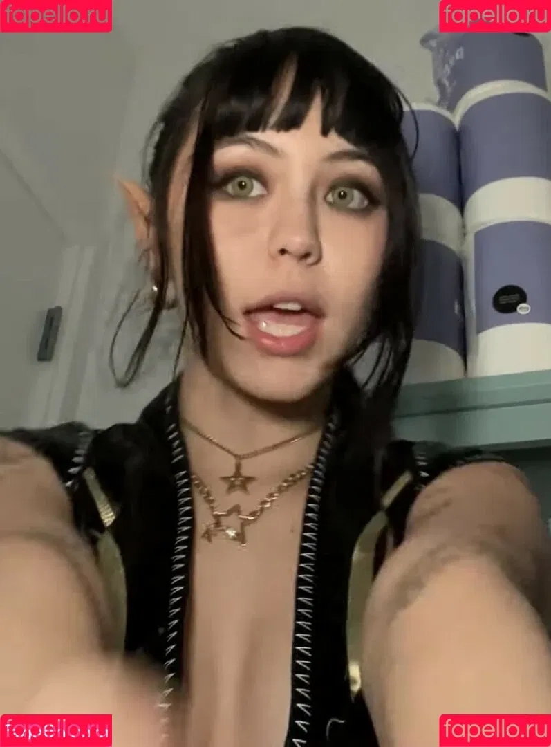 Tiptoe Tingles / tiptoetingles Onlyfans Photo Gallery 