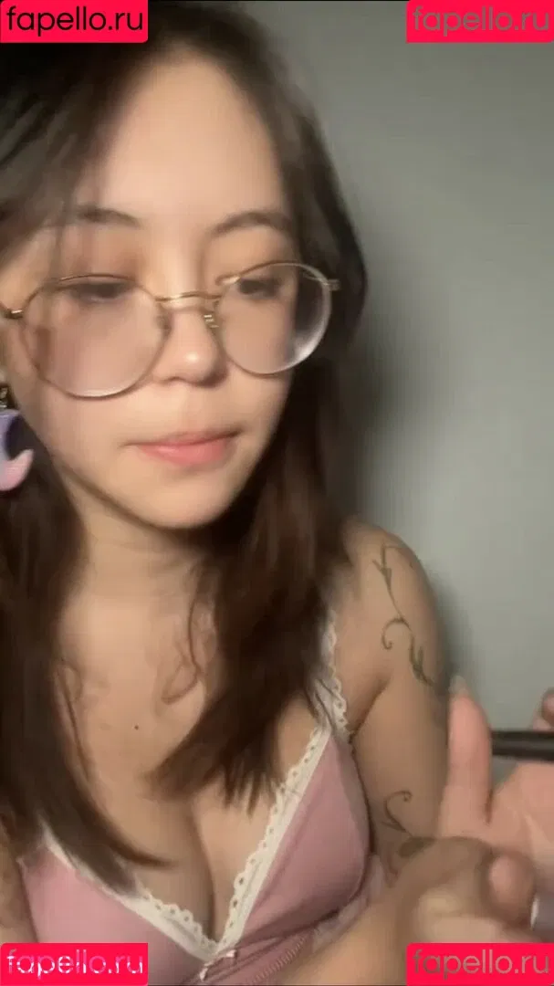 Tiptoe Tingles / tiptoetingles Onlyfans Photo Gallery 