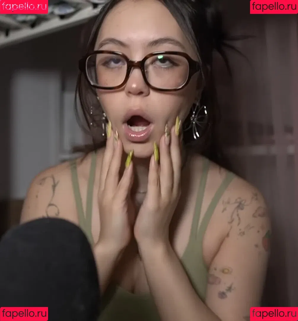 Tiptoe Tingles / tiptoetingles Onlyfans Photo Gallery 