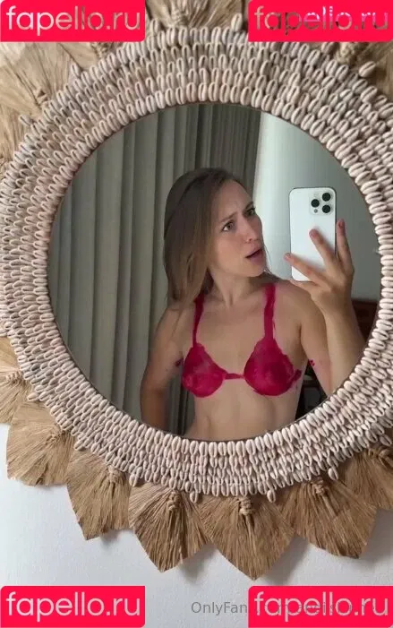 angil_skinner / angilskinner Onlyfans Photo Gallery 