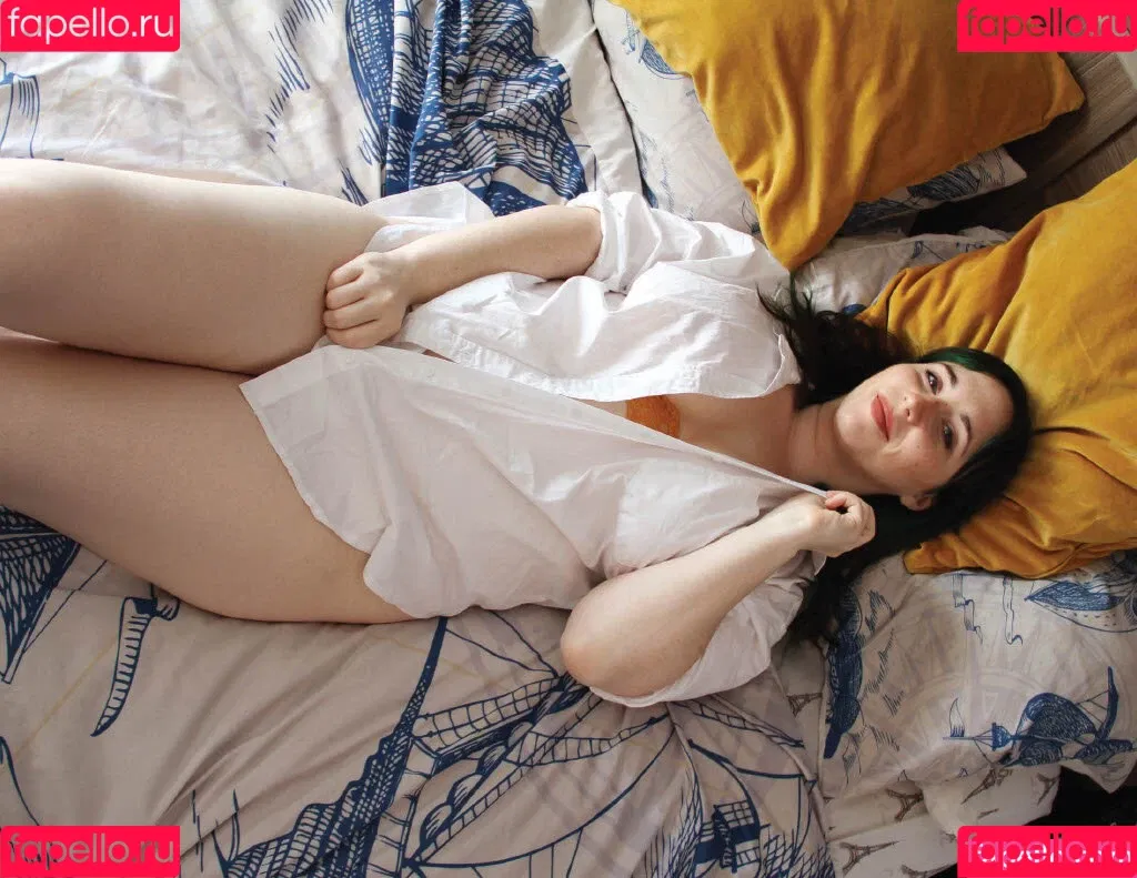 Stephanie Van Rijn / serenitysteph / stephvanrijn Onlyfans Photo Gallery 