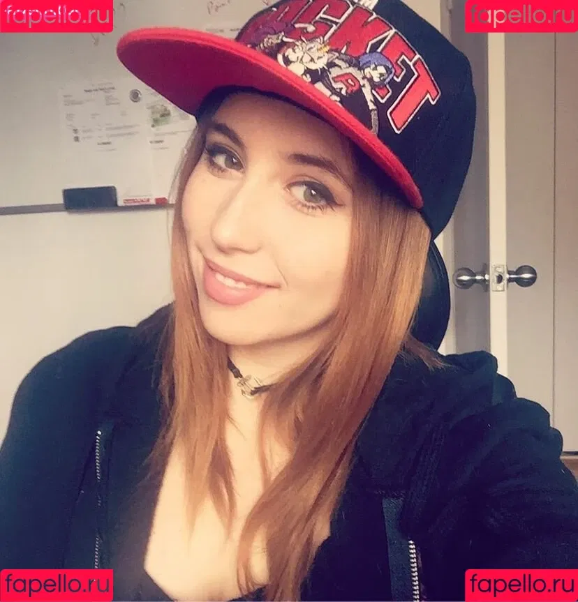 Stephanie Van Rijn / serenitysteph / stephvanrijn Onlyfans Photo Gallery 