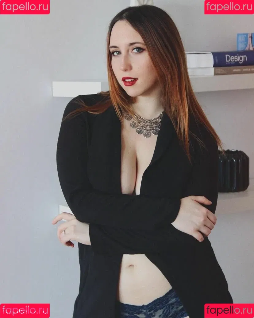 Stephanie Van Rijn / serenitysteph / stephvanrijn Onlyfans Photo Gallery 