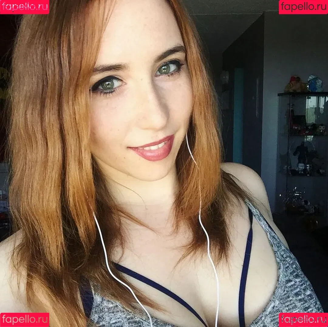 Stephanie Van Rijn / serenitysteph / stephvanrijn Onlyfans Photo Gallery 