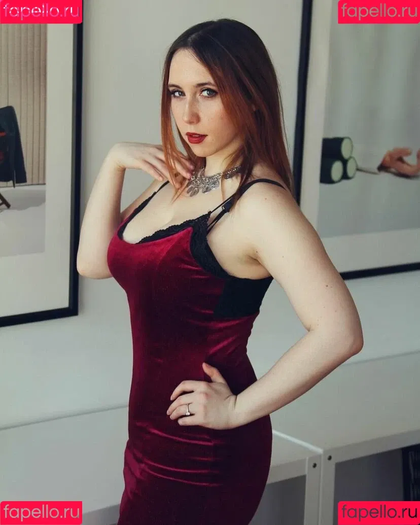 Stephanie Van Rijn / serenitysteph / stephvanrijn Onlyfans Photo Gallery 