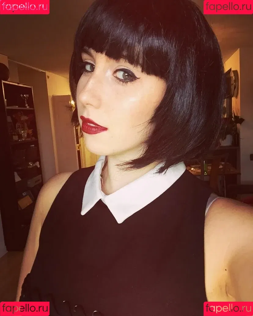 Stephanie Van Rijn / serenitysteph / stephvanrijn Onlyfans Photo Gallery 