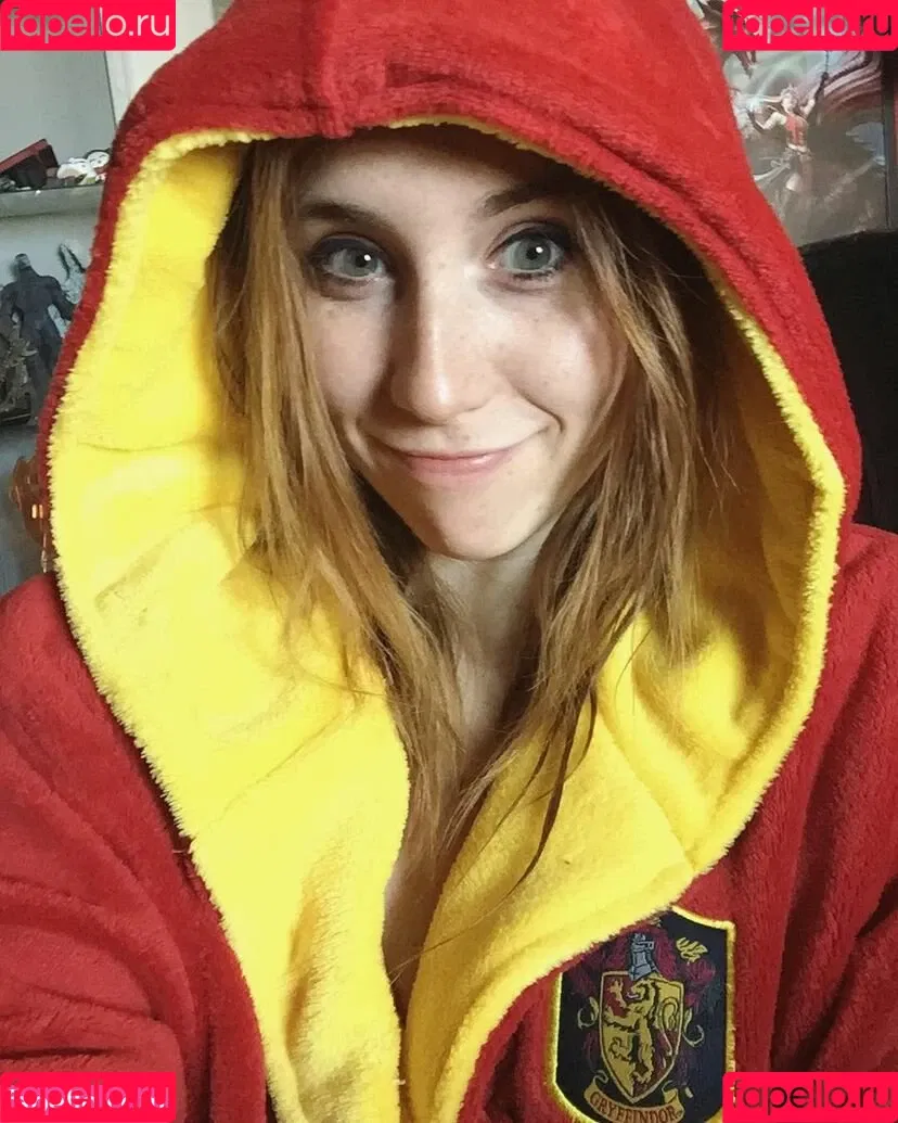 Stephanie Van Rijn / serenitysteph / stephvanrijn Onlyfans Photo Gallery 