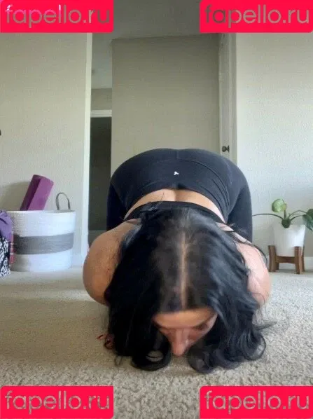 katrinauaiv / sahara99073034 / saharasdessert Onlyfans Photo Gallery 