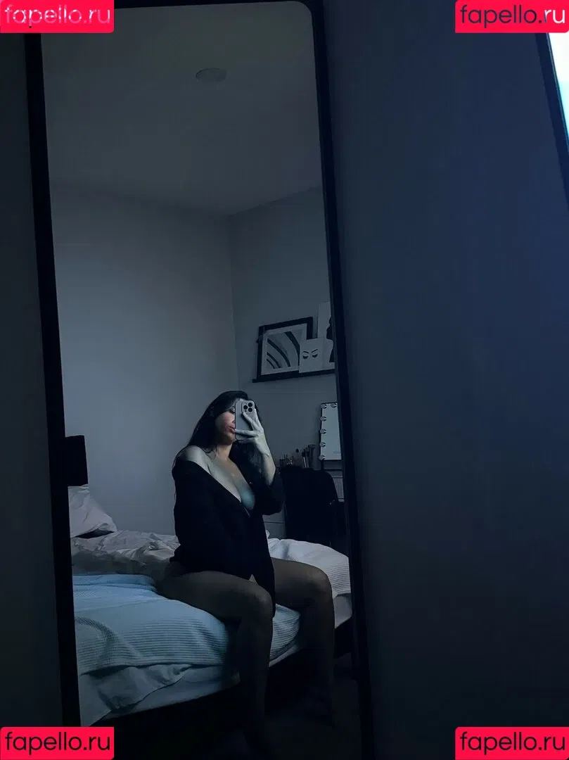 katrinauaiv / sahara99073034 / saharasdessert Onlyfans Photo Gallery 