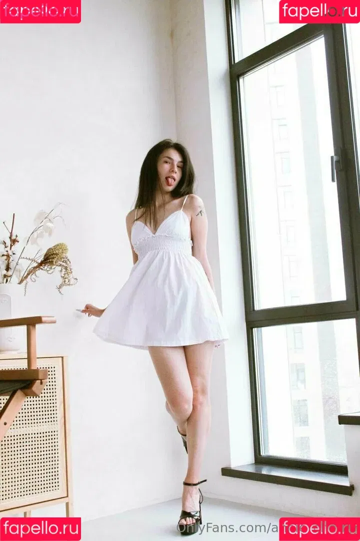 annie_aa / annie_cherry / https: / theanniecherry Onlyfans Photo Gallery 