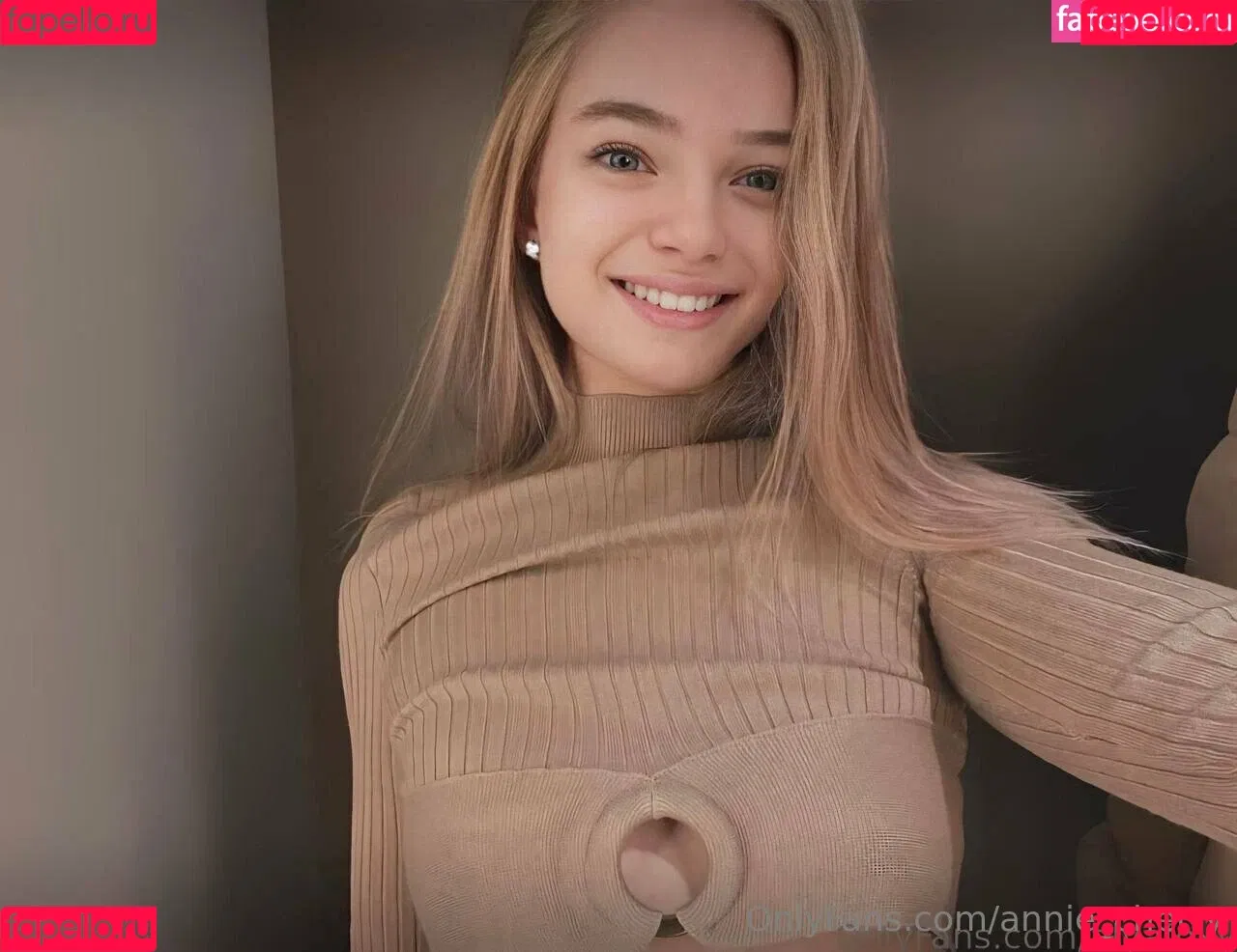 annie_aa / annie_cherry / https: / theanniecherry Onlyfans Photo Gallery 