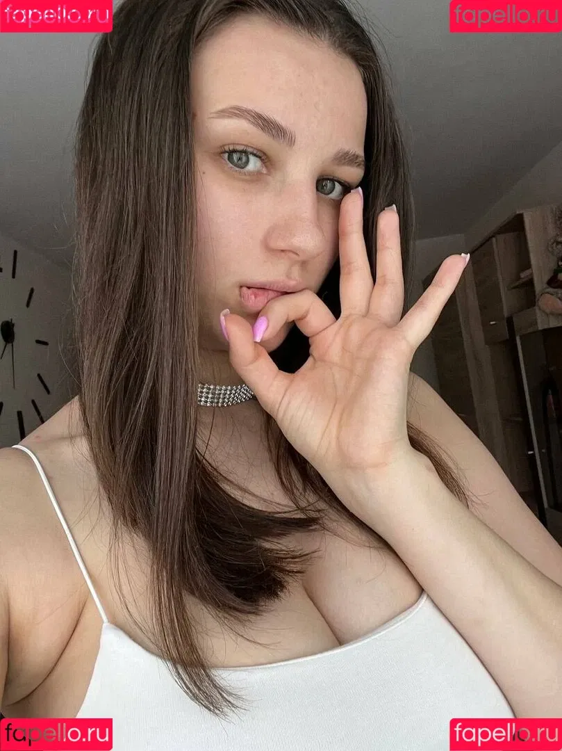 annie_aa / annie_cherry / https: / theanniecherry Onlyfans Photo Gallery 