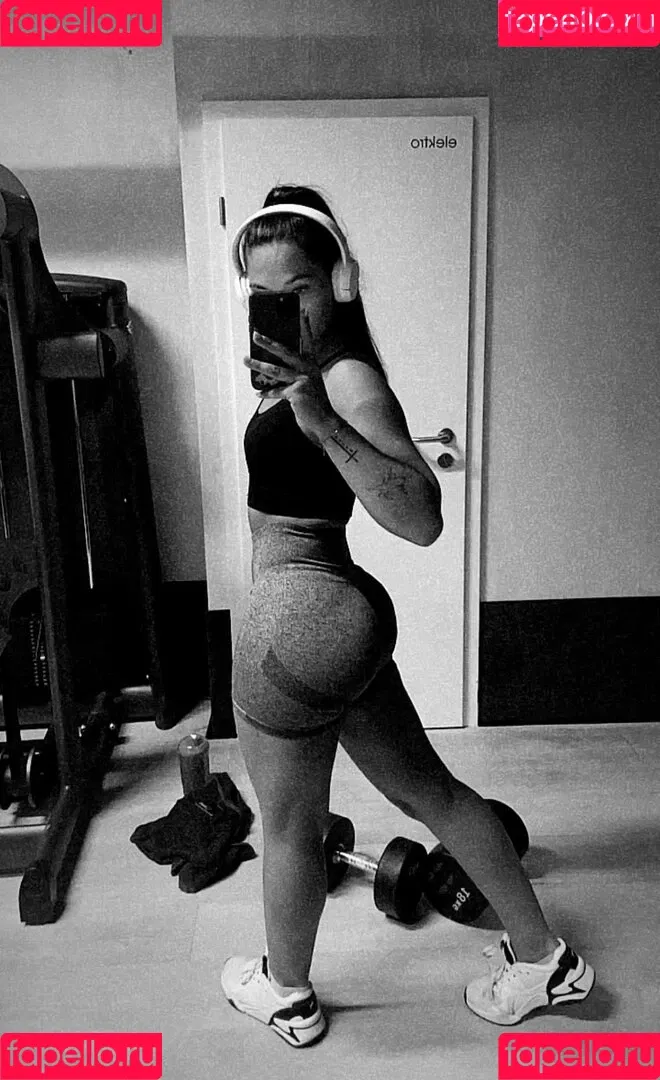 celinechantalc / chantiii Onlyfans Photo Gallery 