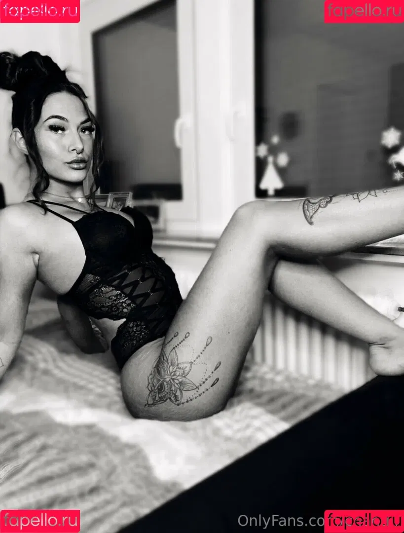 celinechantalc / chantiii Onlyfans Photo Gallery 