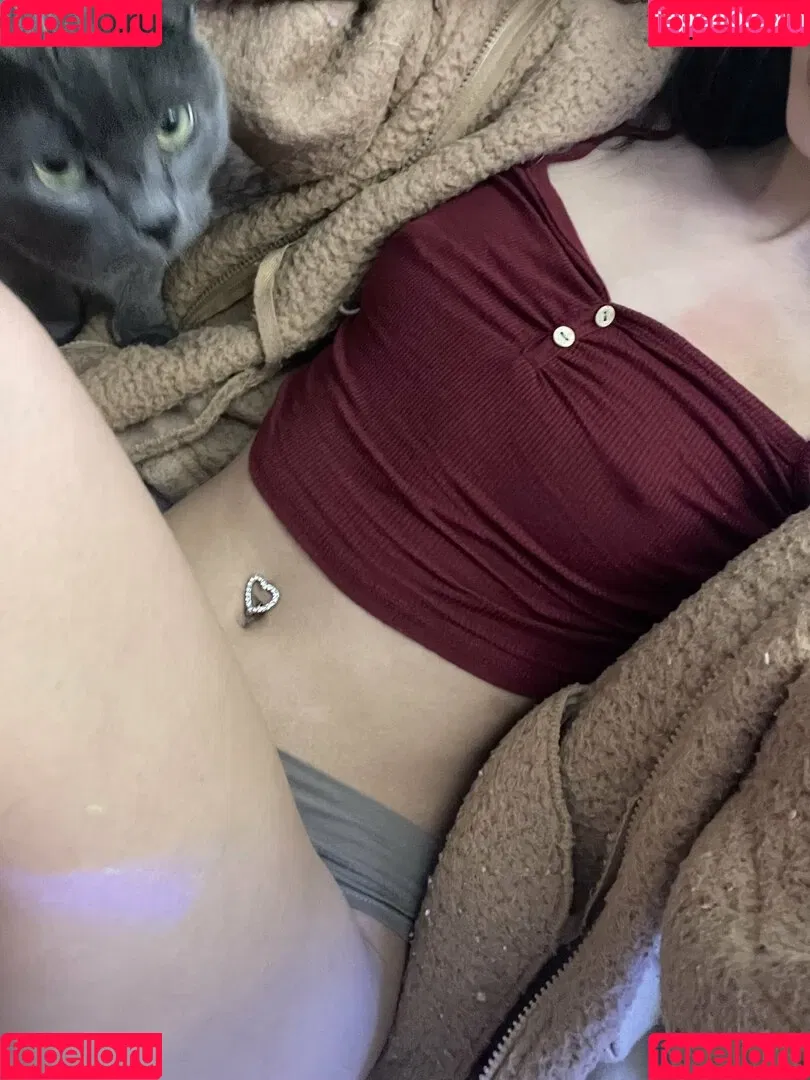 Mel / Melfarahmand / https: / luvvvmelx / melxo Onlyfans Photo Gallery 