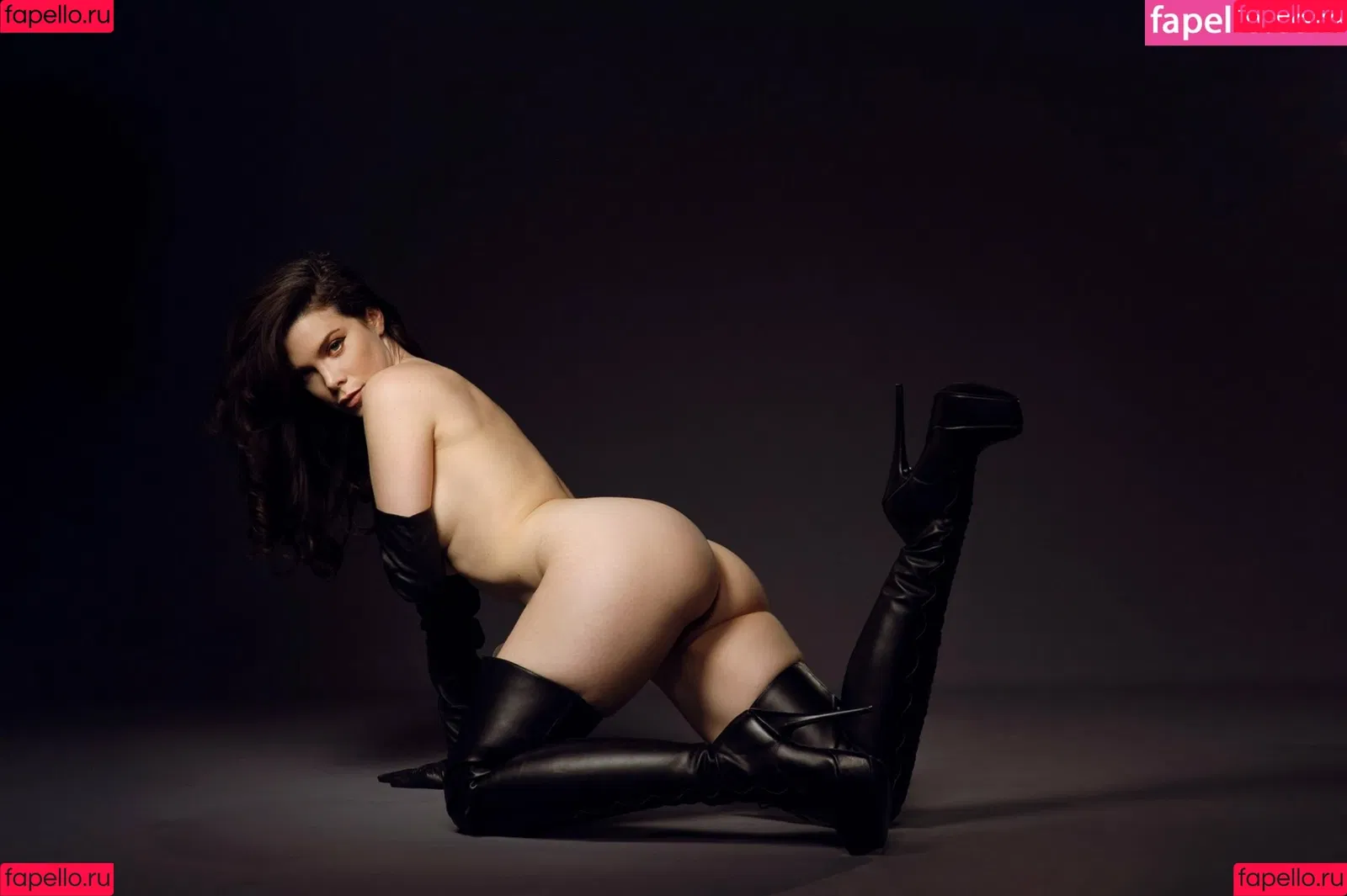 Nicole Vaunt / Vauntastic Onlyfans Photo Gallery 