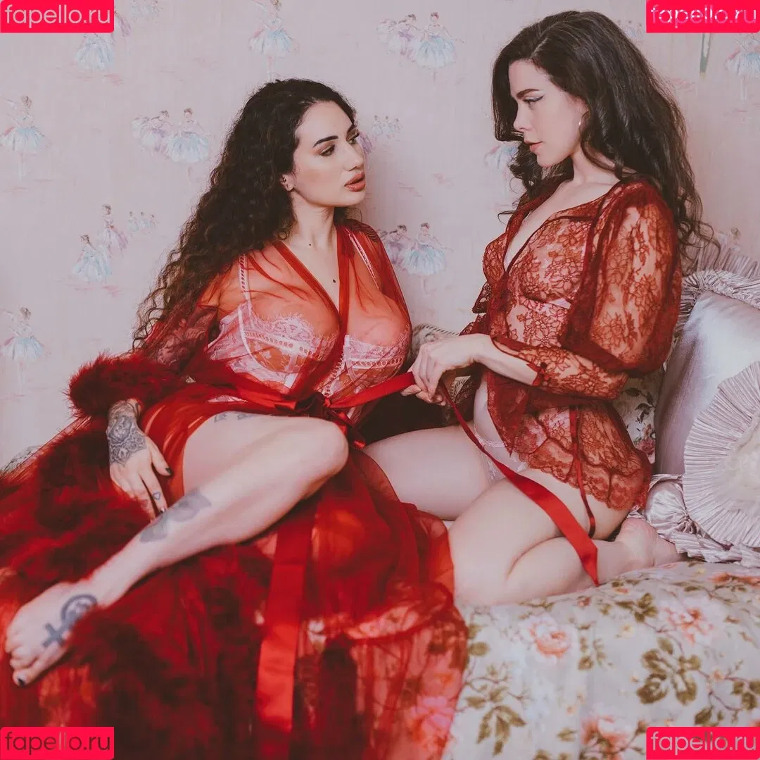 Nicole Vaunt / Vauntastic Onlyfans Photo Gallery 