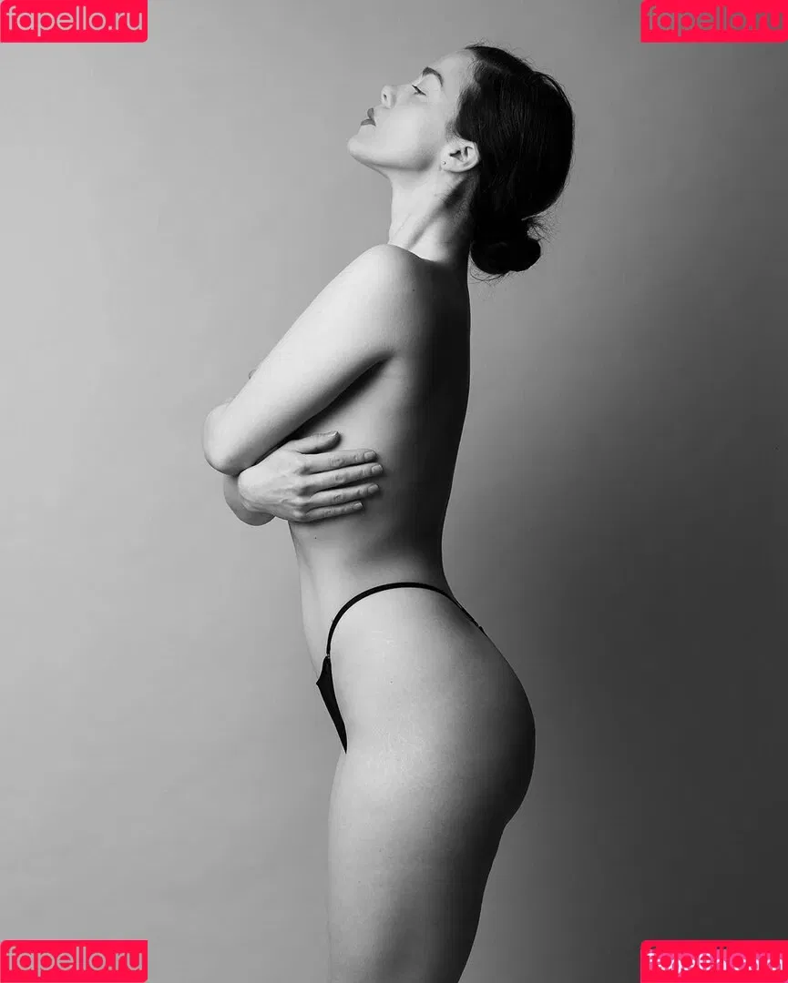 Nicole Vaunt / Vauntastic Onlyfans Photo Gallery 