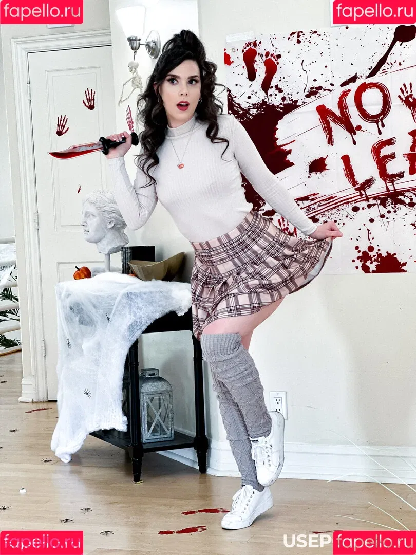 Nicole Vaunt / Vauntastic Onlyfans Photo Gallery 