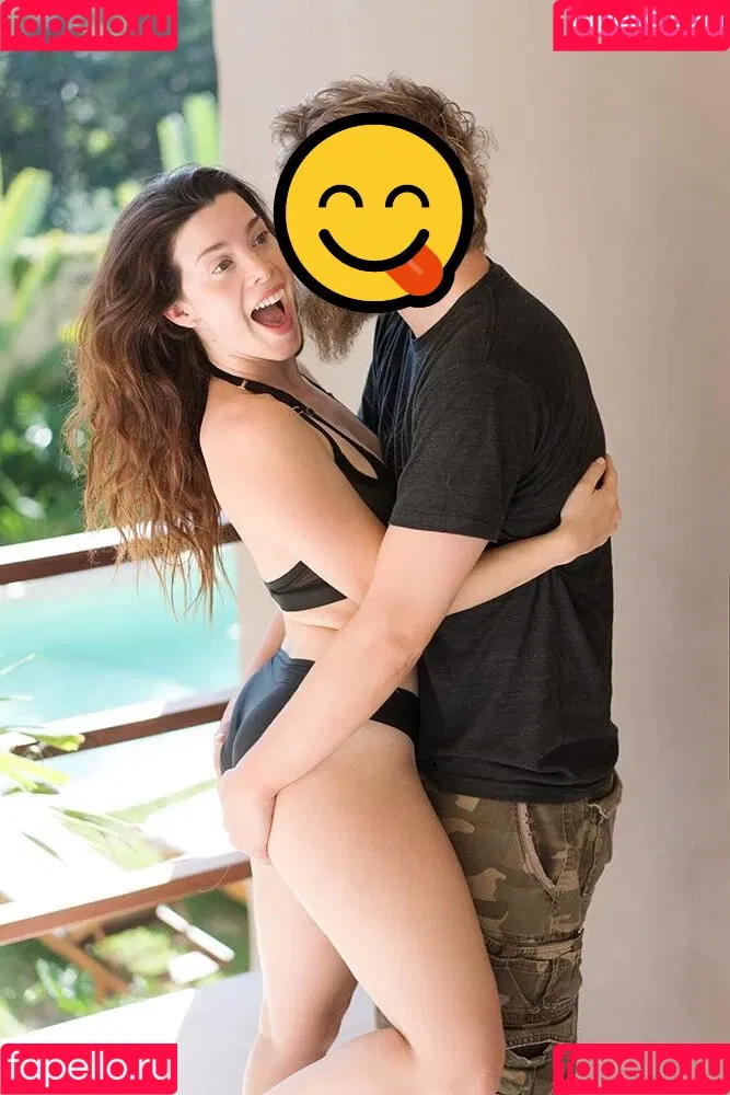 Nicole Vaunt / Vauntastic Onlyfans Photo Gallery 